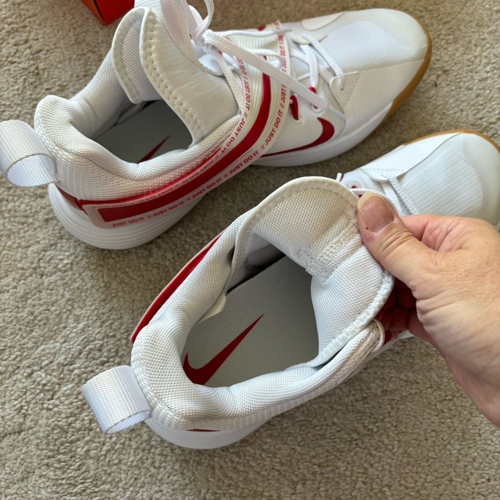 Women's Nike React HyperSet Volleyball shoes (White/University Red) W 11.5 M 10 - Picture 6 of 9